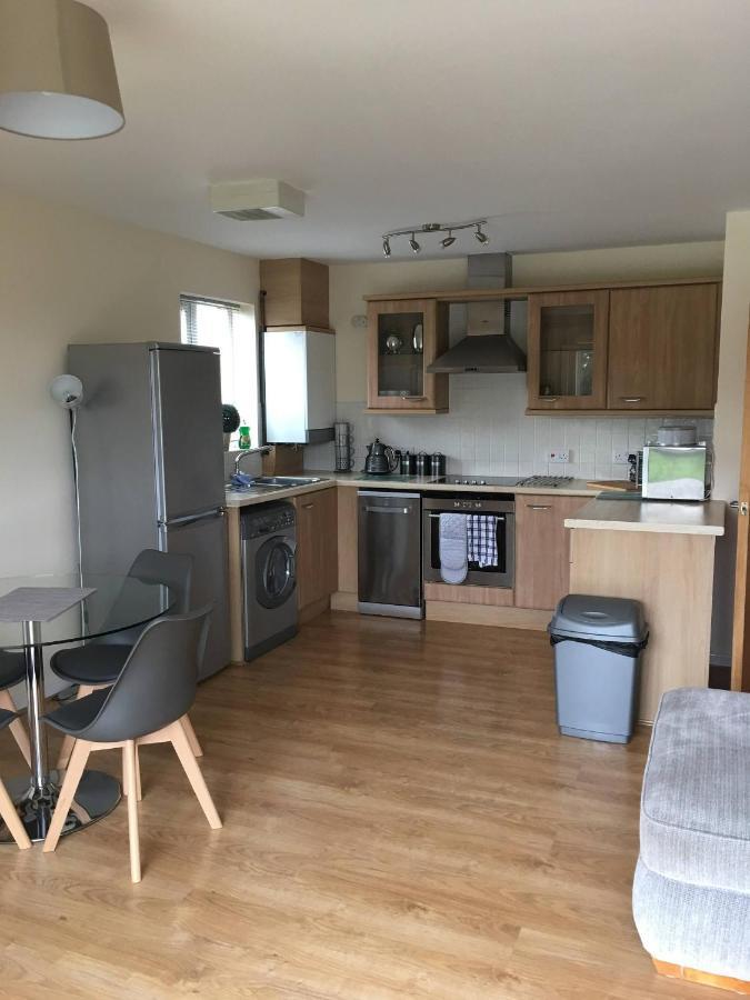 Penthouse Apartment On The River - 65 Skipper Way 圣尼奥特 外观 照片